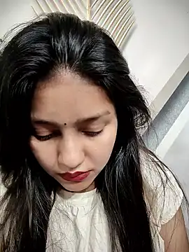 Snapshot of Dipali143143 chatting on May 15, 7:21 pm Dipali143143 online show from May 15, 7:21 pm