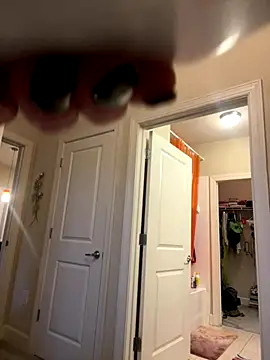 zarialove online show from October 3, 11:24 pm