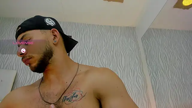 dylan jacobx online show from September 18, 3:19 am