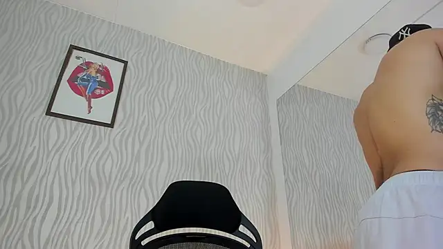 dylan jacobx online show from September 28, 3:23 am