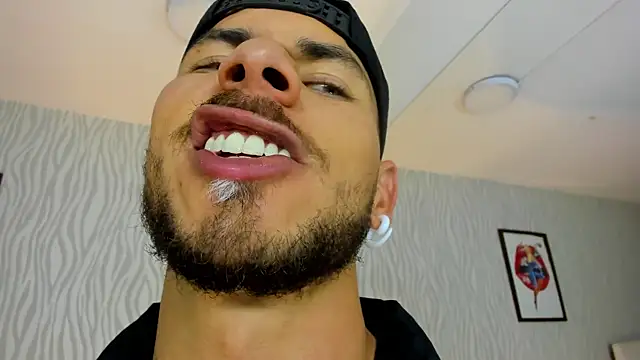 dylan jacobx online show from October 15, 11:10 am