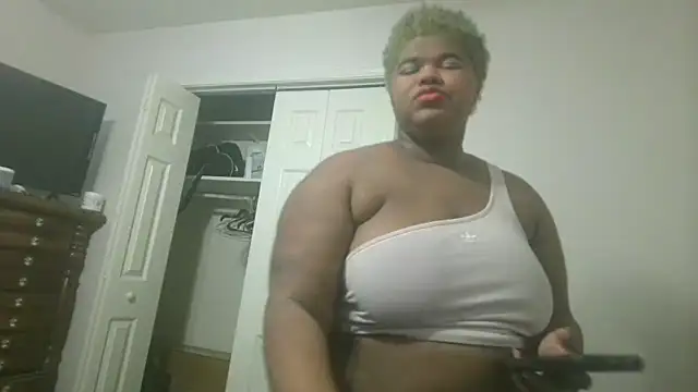 Snapshot of techprincessxx chatting on September 17, 4:52 pm techprincessxx online show from September 17, 4:52 pm