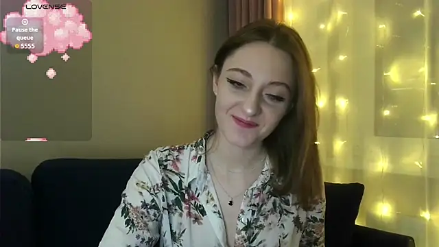 white liillyy online show from January 5, 10:35 pm