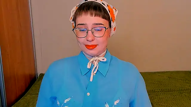 Snapshot of just_fucked777 chatting on November 25, 12:10 am just fucked777 online show from November 25, 12:10 am