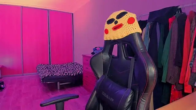 just fucked777 online show from April 20, 11:17 pm