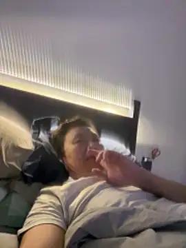 tashaninlife online show from December 18, 4:18 am