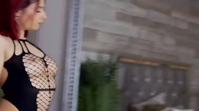 LunaHart online show from April 11, 6:07 am