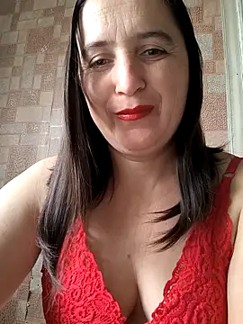 Snapshot of EvelinCutex chatting on October 9, 10:57 am EvelinCutex online show from October 9, 10:57 am