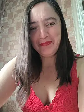 Snapshot of EvelinCutex chatting on November 4, 7:18 am EvelinCutex online show from November 4, 7:18 am