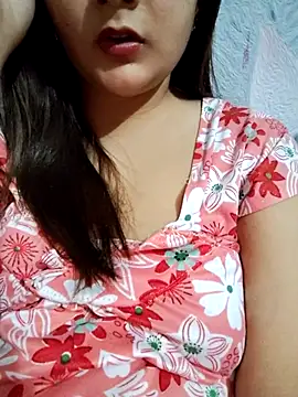 Snapshot of Anushka14321 chatting on November 1, 10:06 am Anushka14321 online show from November 1, 10:06 am