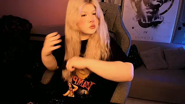 LilithNelson online show from October 25, 5:51 pm