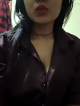 Snapshot of RAYI_Queen_2 chatting on November 8, 12:16 pm RAYI Queen 2 online show from November 8, 12:16 pm