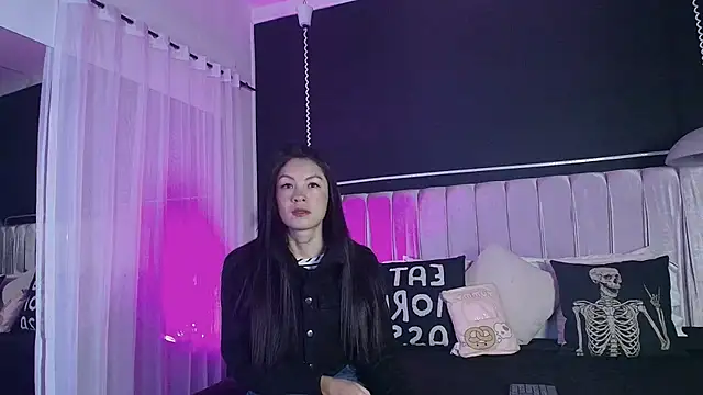 Snapshot of Dannyaa_ chatting on November 3, 12:39 pm Dannyaa online show from November 3, 12:39 pm