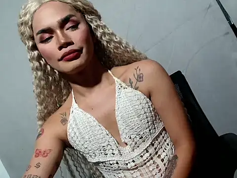 hugecockbabe online show from March 23, 9:46 am