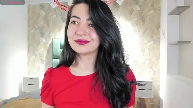 Saya Amaretto1 online show from October 28, 7:05 pm