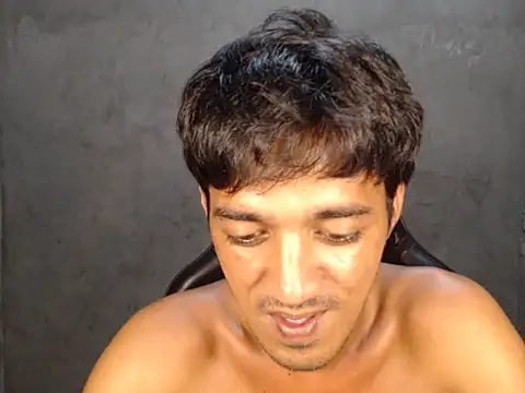 RowyCam online show from December 2, 2:34 pm