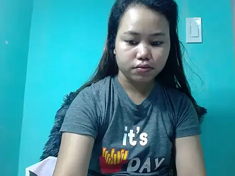 Snapshot of My_Sweet_Pussy_69 chatting on December 19, 12:17 am My Sweet Pussy 69 online show from December 19, 12:17 am