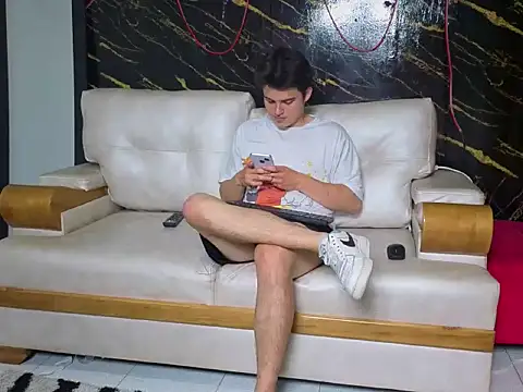 invincible200 online show from September 22, 2:30 pm