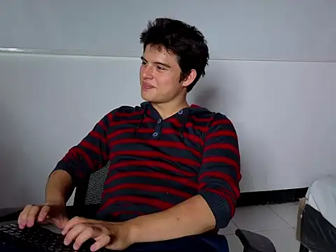 invincible200 online show from October 12, 2:49 pm