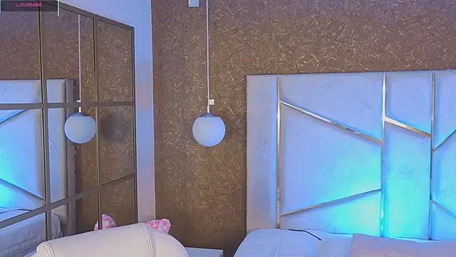 Anne Mallow online show from March 9, 11:47 am