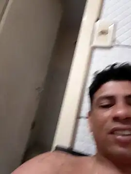 paulinhogostosinho online show from February 1, 11:14 pm