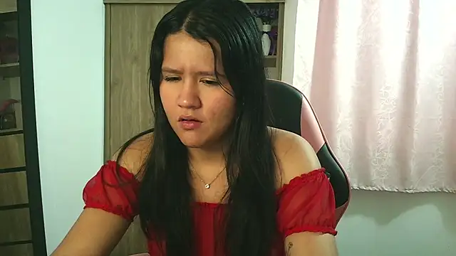 Oliviawatson1 online show from November 21, 12:59 pm