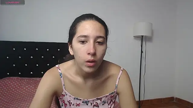 lilacream online show from September 11, 2:17 pm