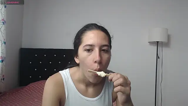 lilacream online show from September 16, 2:18 pm