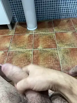 Snapshot of Pollon1994 chatting on November 28, 10:45 pm Pollon1994 online show from November 28, 10:45 pm