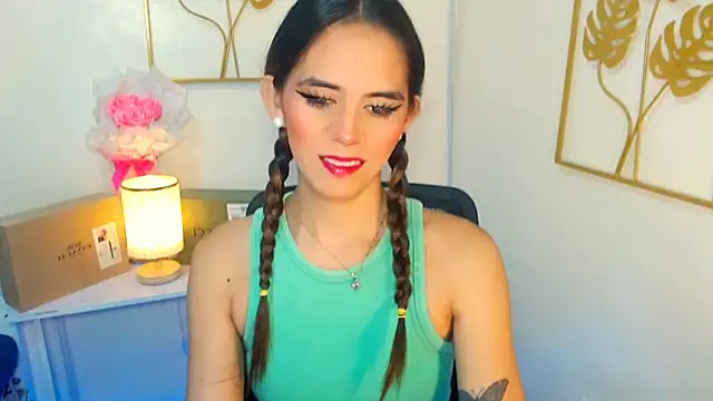 Snapshot of xPrecuioseChesca chatting on October 9, 12:41 am xPrecuioseChesca online show from October 9, 12:41 am