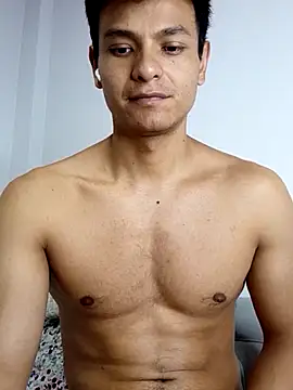 Snapshot of Valois2025 chatting on October 3, 3:47 am Valois2025 online show from October 3, 3:47 am