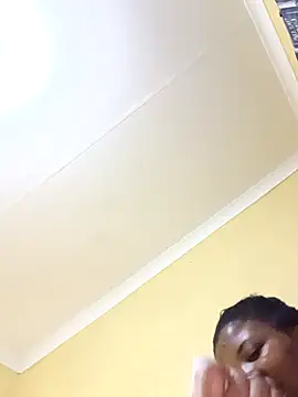 Prettyboobiesx online show from October 3, 11:02 pm