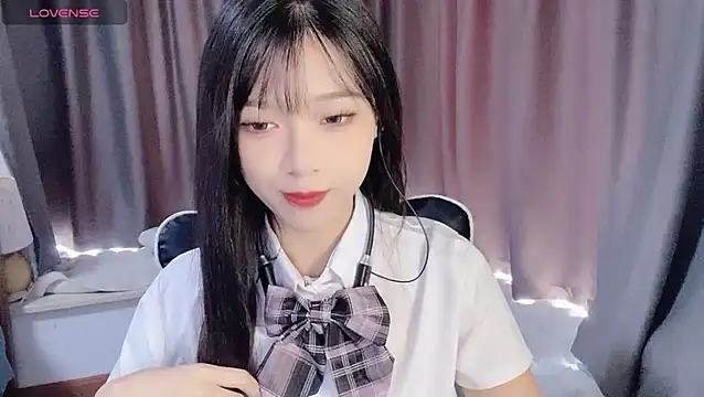 Snapshot of Cicicici-cc chatting on October 17, 2:26 am Cicicici-cc online show from October 17, 2:26 am