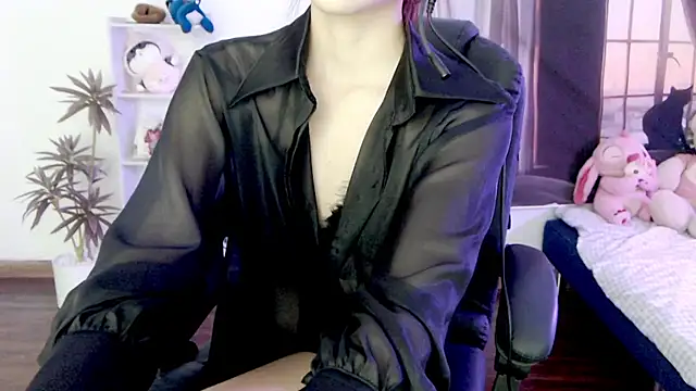 Suzie Wet Cave online show from October 6, 11:29 am