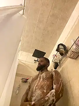 Snapshot of StandOnthatboy chatting on September 30, 12:15 am StandOnthatboy online show from September 30, 12:15 am