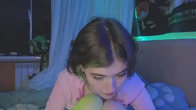 Snapshot of Miko_Meow chatting on July 1, 10:31 pm Miko Meow online show from July 1, 10:31 pm