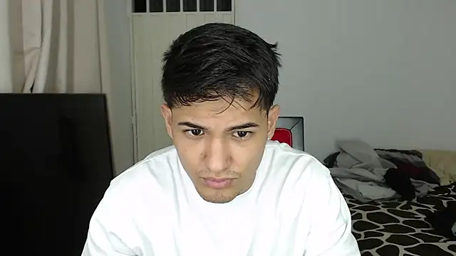 Snapshot of Alex_mojica chatting on October 1, 11:27 am Alex mojica online show from October 1, 11:27 am