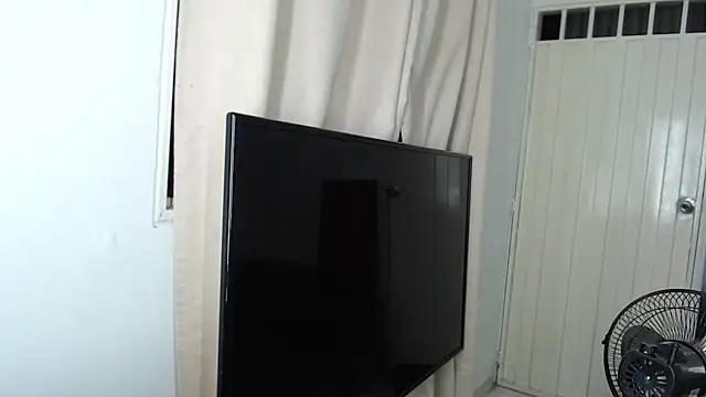 Snapshot of Alex_mojica chatting on October 4, 5:49 am Alex mojica online show from October 4, 5:49 am