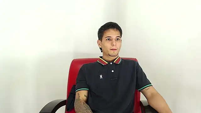 Alex mojica online show from March 1, 6:15 am