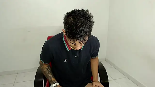 Alex mojica online show from March 7, 6:43 am