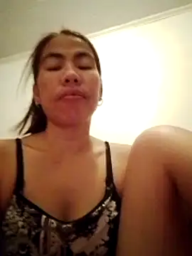 Deliciousgirl14 online show from April 4, 5:54 pm