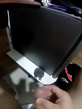 Snapshot of cherlebrow chatting on September 13, 1:27 am cherlebrow online show from September 13, 1:27 am