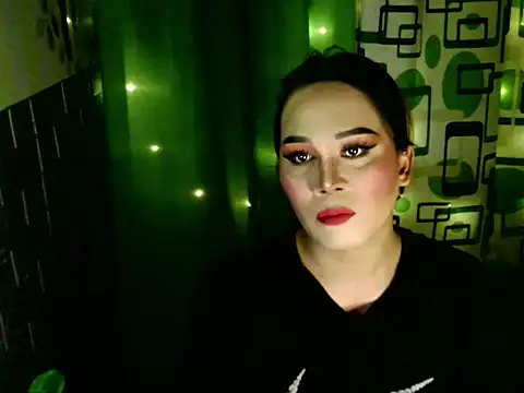 urdreamgirljacky online show from December 3, 6:32 am