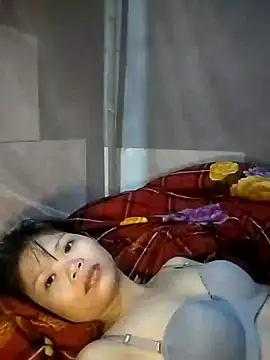 Snapshot of LinhNa999 chatting on September 27, 1:43 am LinhNa999 online show from September 27, 1:43 am