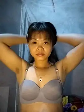 Snapshot of LinhNa999 chatting on October 29, 1:02 pm LinhNa999 online show from October 29, 1:02 pm