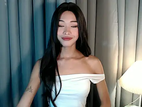 holyakiesha online show from March 15, 6:08 am