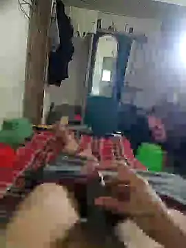 Snapshot of hotbull30 chatting on May 17, 10:11 am hotbull30 online show from May 17, 10:11 am