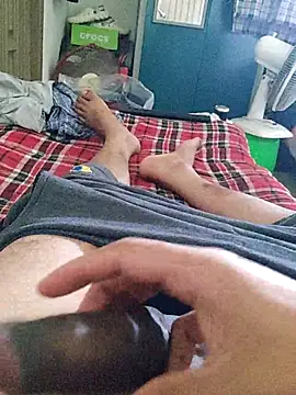 Snapshot of hotbull30 chatting on July 2, 3:45 am hotbull30 online show from July 2, 3:45 am