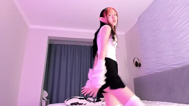 Snapshot of kawai_mai chatting on September 25, 2:32 pm kawai mai online show from September 25, 2:32 pm