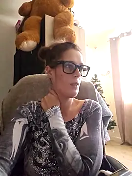 Mila Luciphya online show from December 5, 2:14 pm